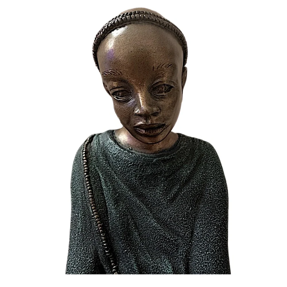 Maasai Soul Journeys Bahiya Beautiful One Resin Figurine Statue 6”x5.5” Decor